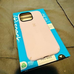 15 Pro Max Speck Case